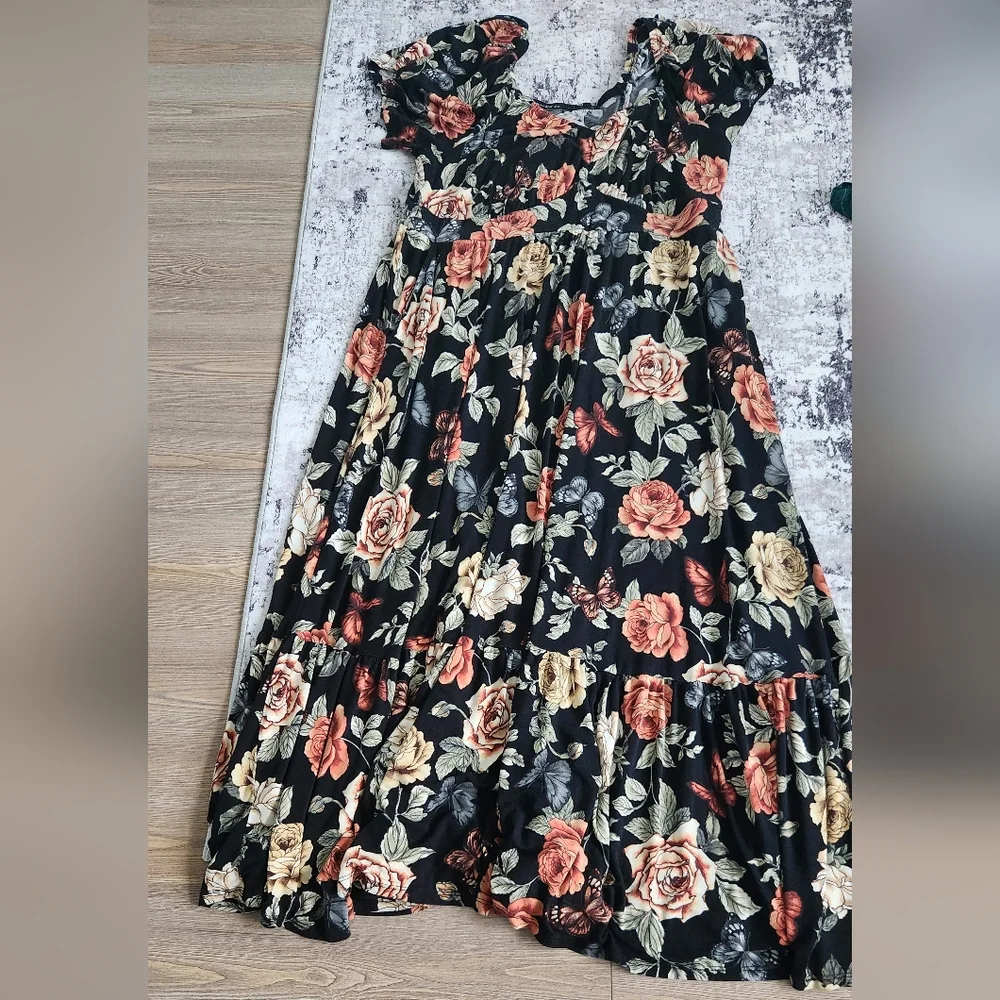 Torrid Black Floral Dress - Picture 1 of 2